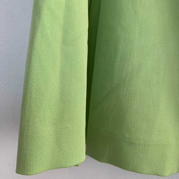 Beautiful Green Skirt - Perfect for Spring/Summer! - Picture 3 of 13